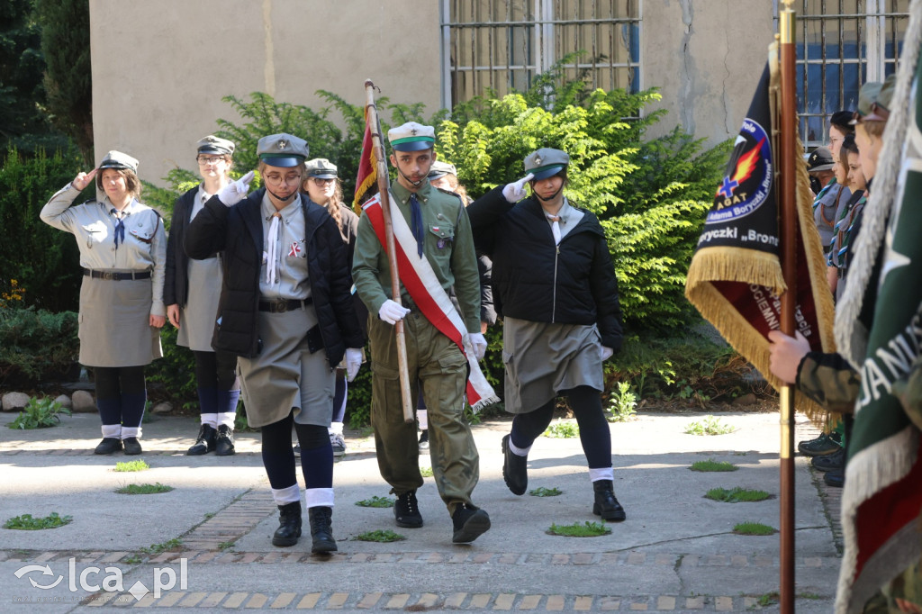 40 LAT w służbie, która nie zna granic!