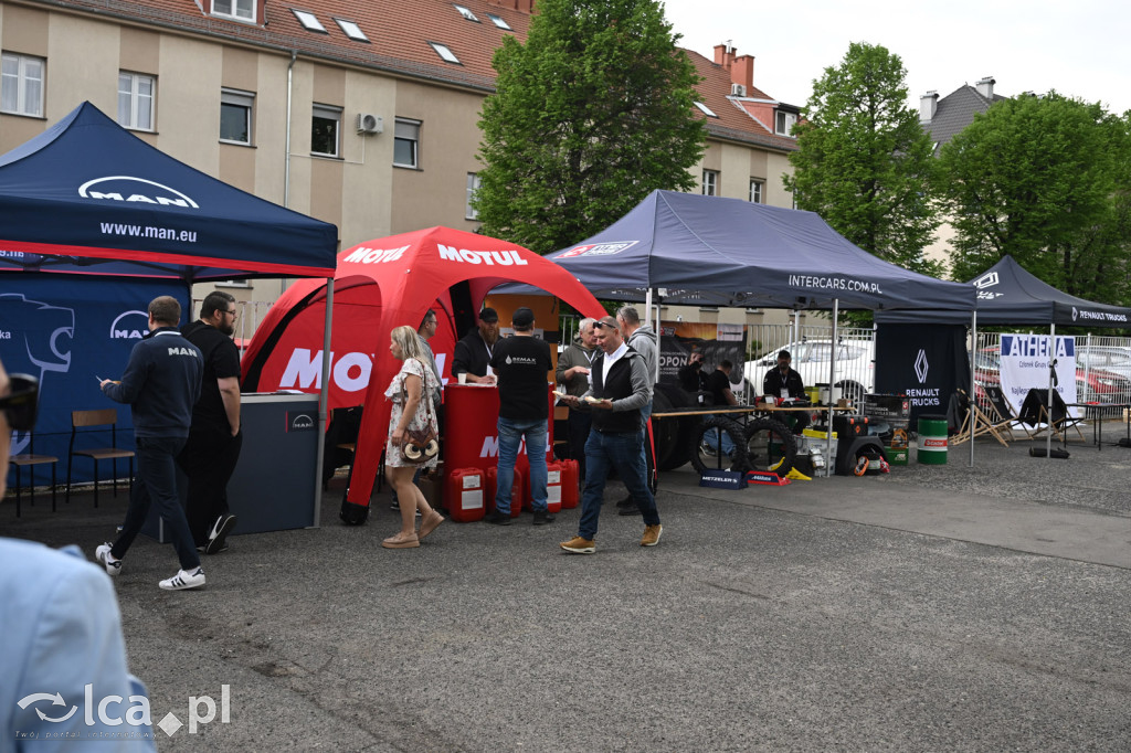 Konie mechaniczne i wielkie emocje w Samochodówce