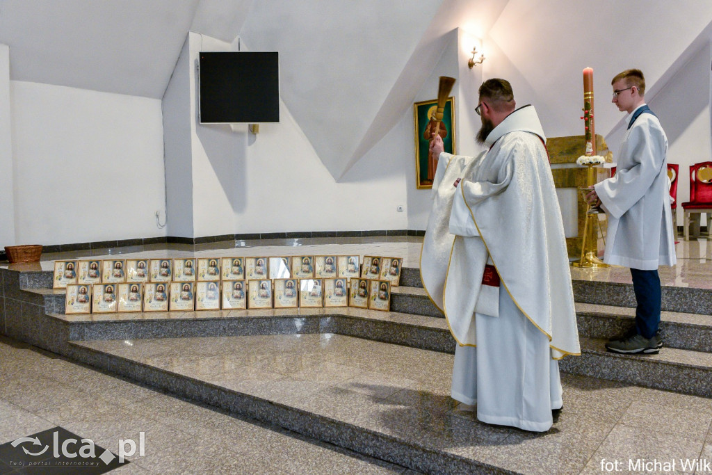 Komunia w kościele pw. Matki Bożej Częstochowskiej