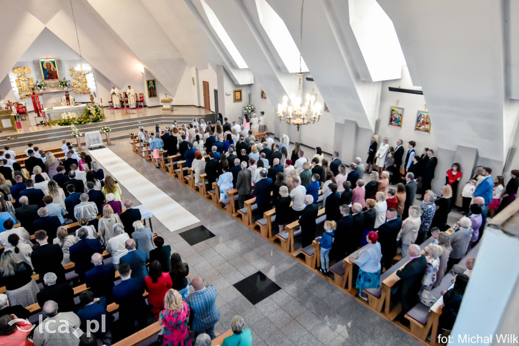 Komunia w kościele pw. Matki Bożej Częstochowskiej