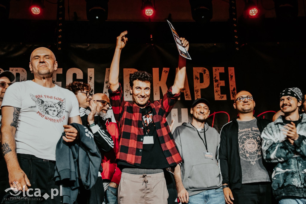 30zeta triumfatorem Przeglądu Kapel Rockowych