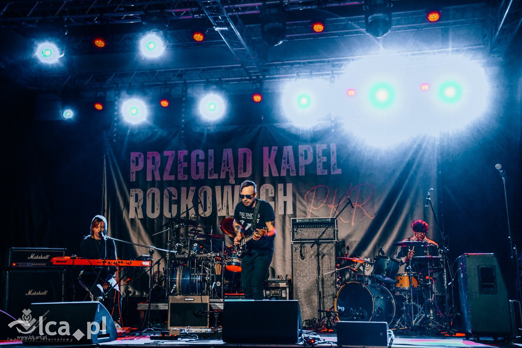 30zeta triumfatorem Przeglądu Kapel Rockowych