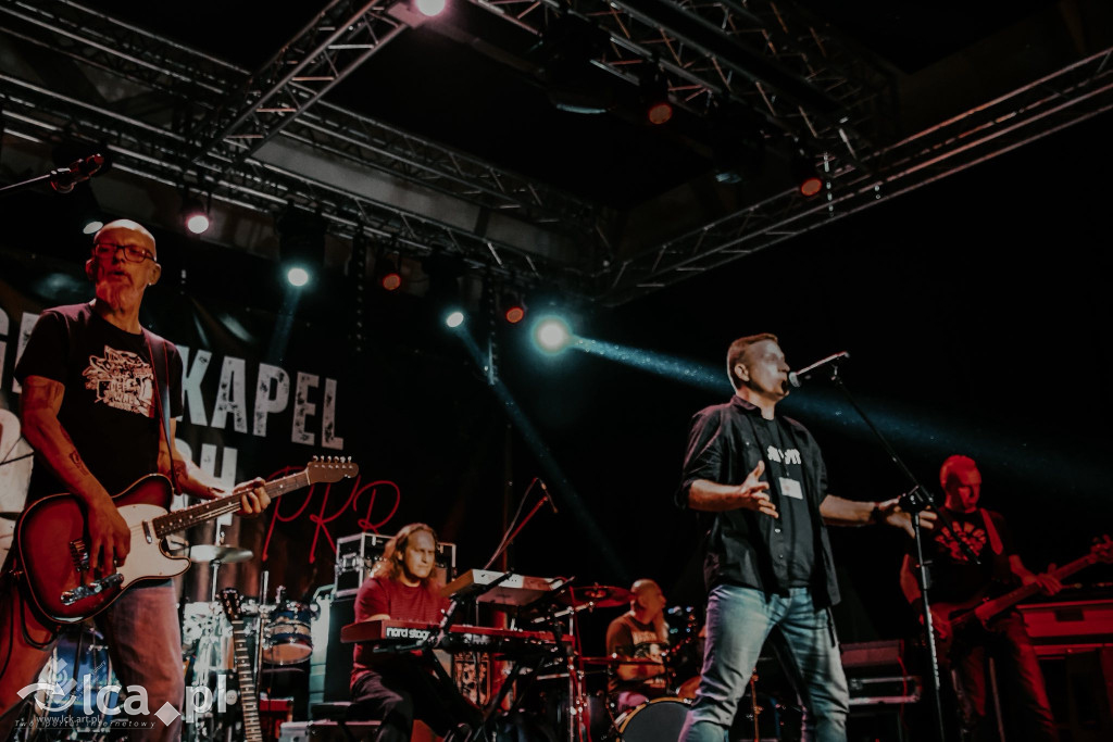 30zeta triumfatorem Przeglądu Kapel Rockowych