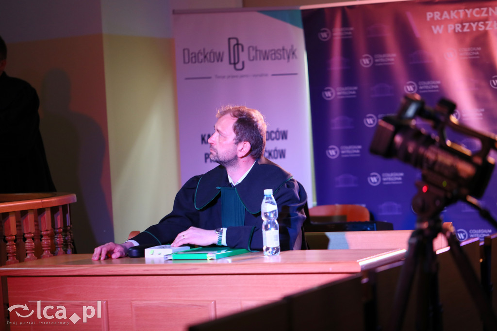 Studenci prawa stanęli do pojedynku na słowa