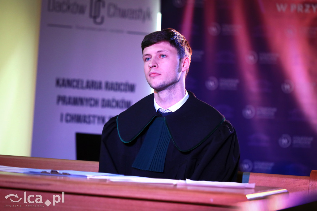 Studenci prawa stanęli do pojedynku na słowa