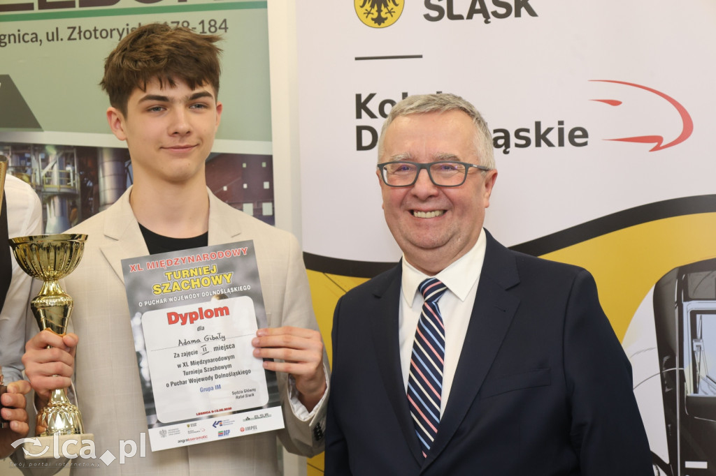 Eduardas Rozentalis triumfuje w Legnicy