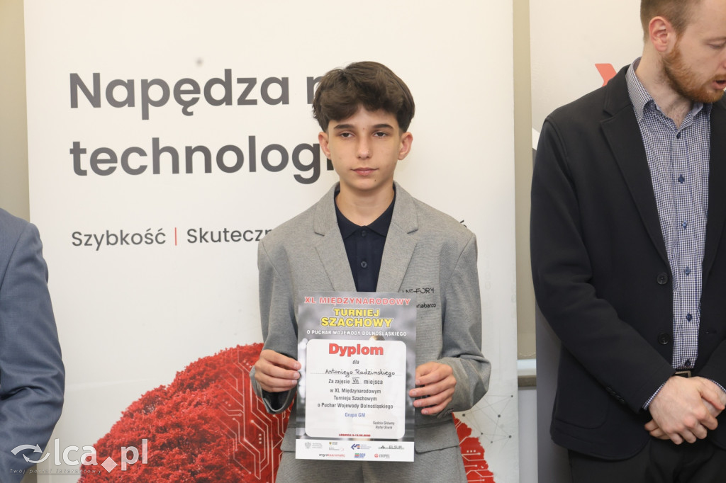 Eduardas Rozentalis triumfuje w Legnicy