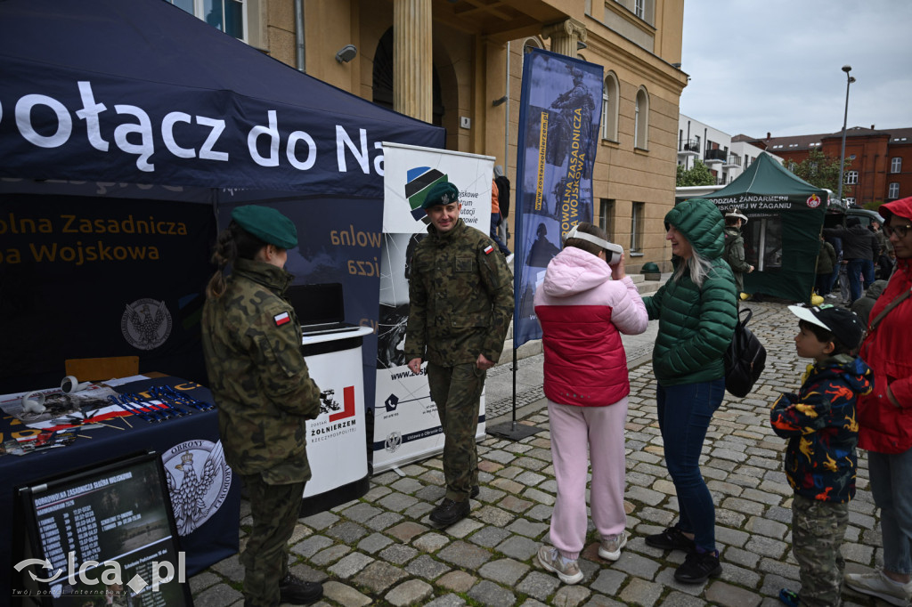 Wojskowy piknik u Zawiszy Czarnego