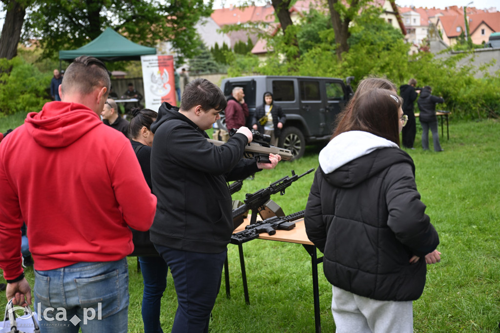 Wojskowy piknik u Zawiszy Czarnego