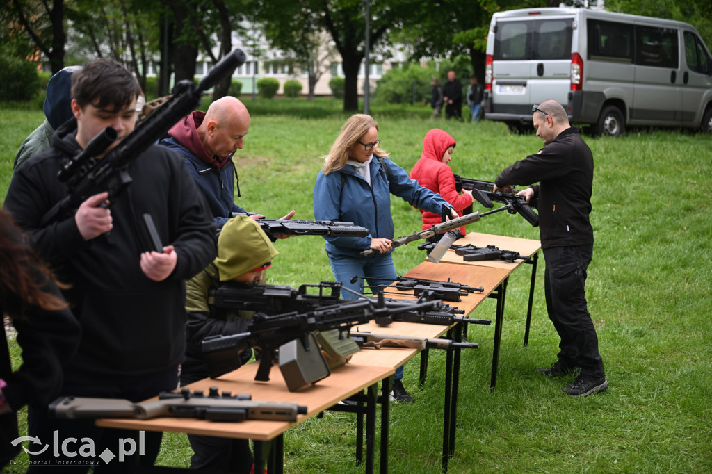Wojskowy piknik u Zawiszy Czarnego