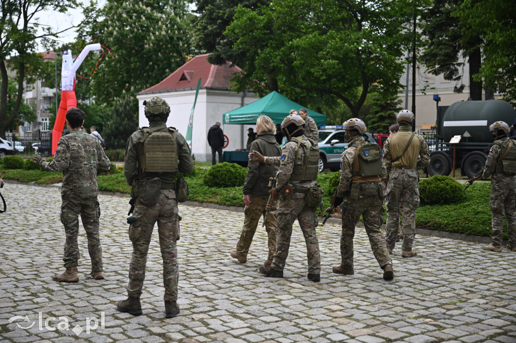 Wojskowy piknik u Zawiszy Czarnego