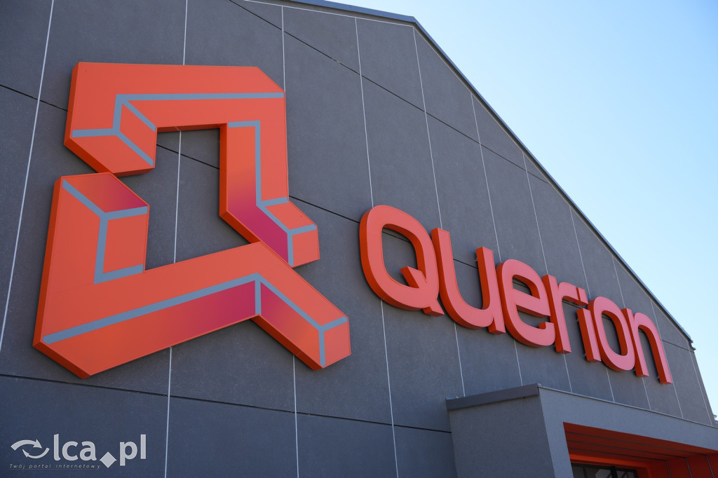 Loty, VR i światowa premiera w Querionie