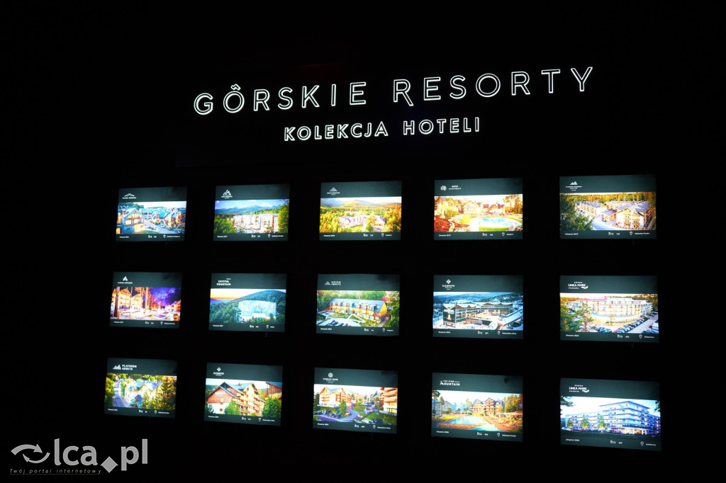 Loty, VR i światowa premiera w Querionie