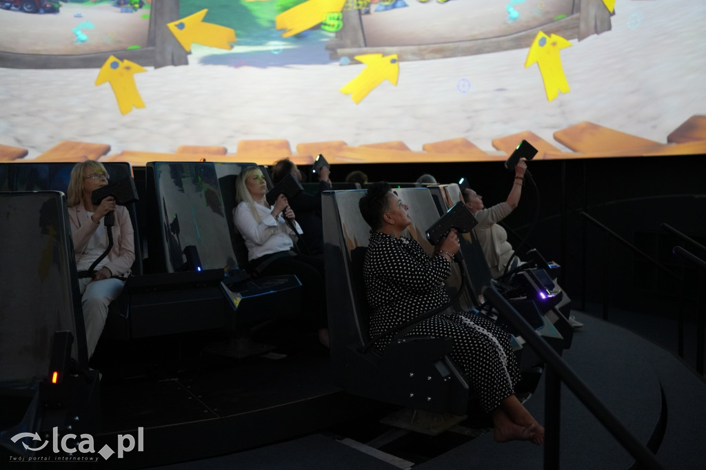 Loty, VR i światowa premiera w Querionie