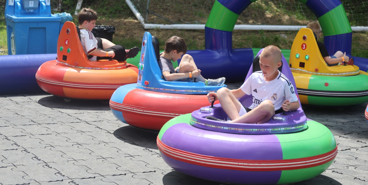 HUTNICY PRZEJĘLI stadion Konfeksu!