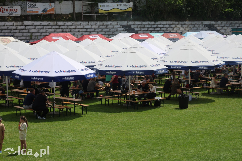 HUTNICY PRZEJĘLI stadion Konfeksu!