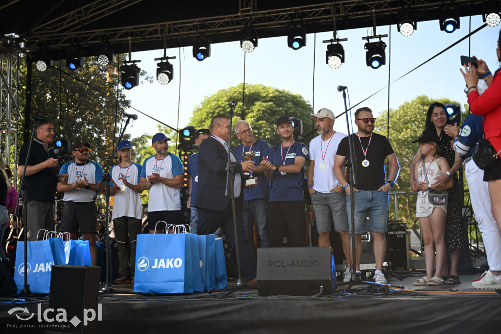 Tłumy nad Jeziorem Kunickim
