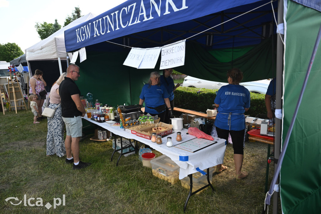 Tłumy nad Jeziorem Kunickim