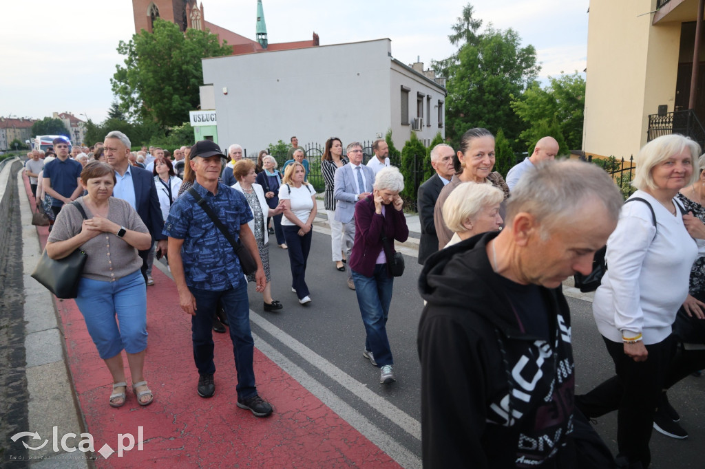 Legniczanie uczcili Jana Pawła II marszem pamięci