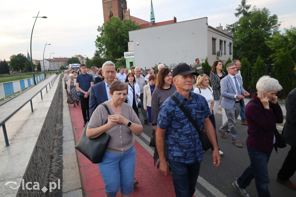 Legniczanie uczcili Jana Pawła II marszem pamięci