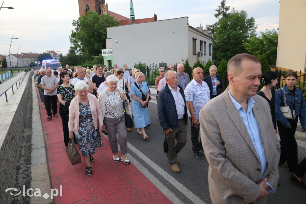 Legniczanie uczcili Jana Pawła II marszem pamięci