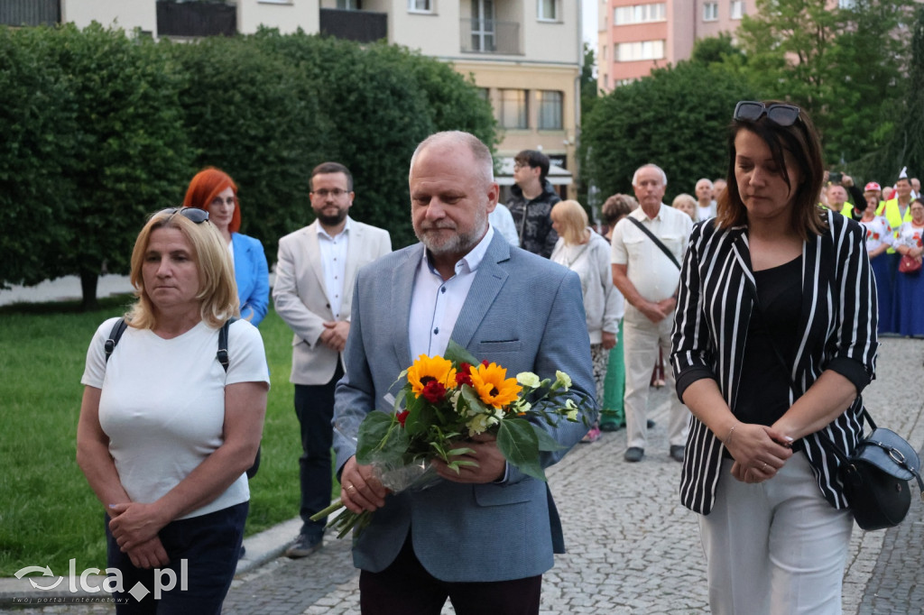 Legniczanie uczcili Jana Pawła II marszem pamięci