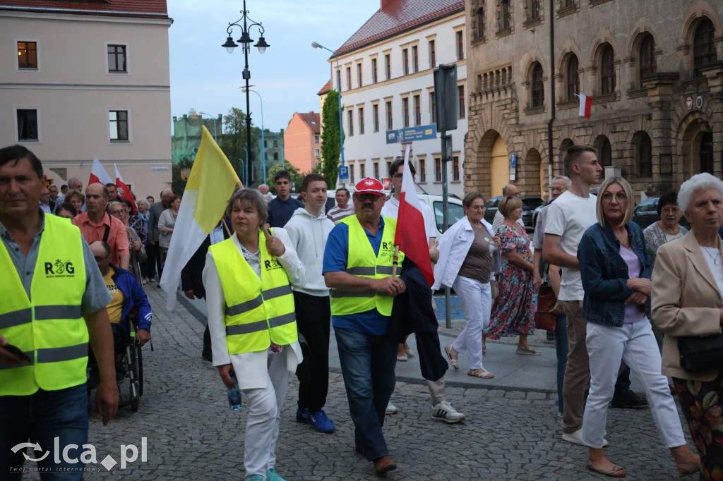 Legniczanie uczcili Jana Pawła II marszem pamięci