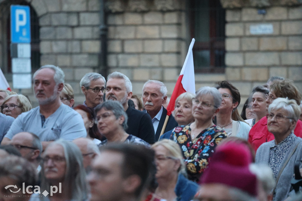 Legniczanie uczcili Jana Pawła II marszem pamięci
