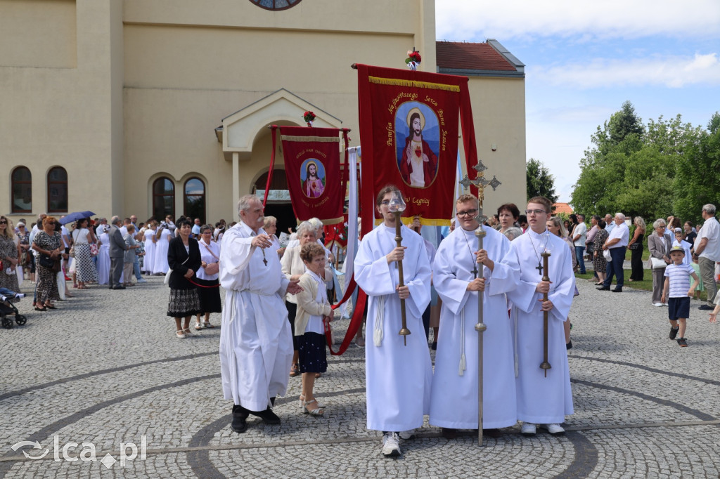 Wspólna procesja połączyła dwie parafie