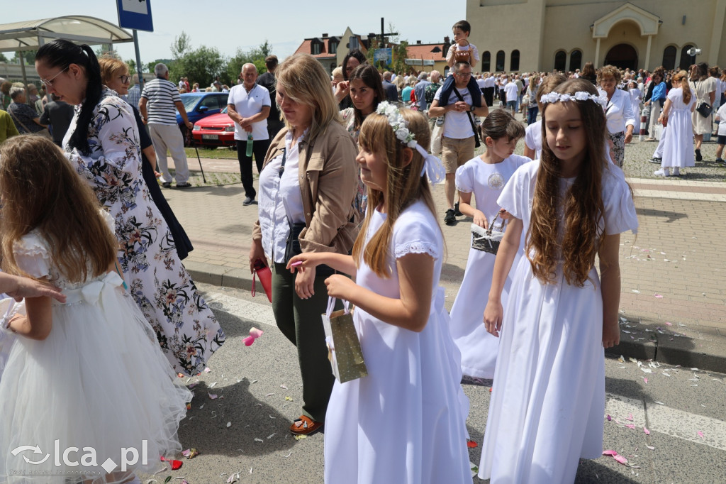 Wspólna procesja połączyła dwie parafie