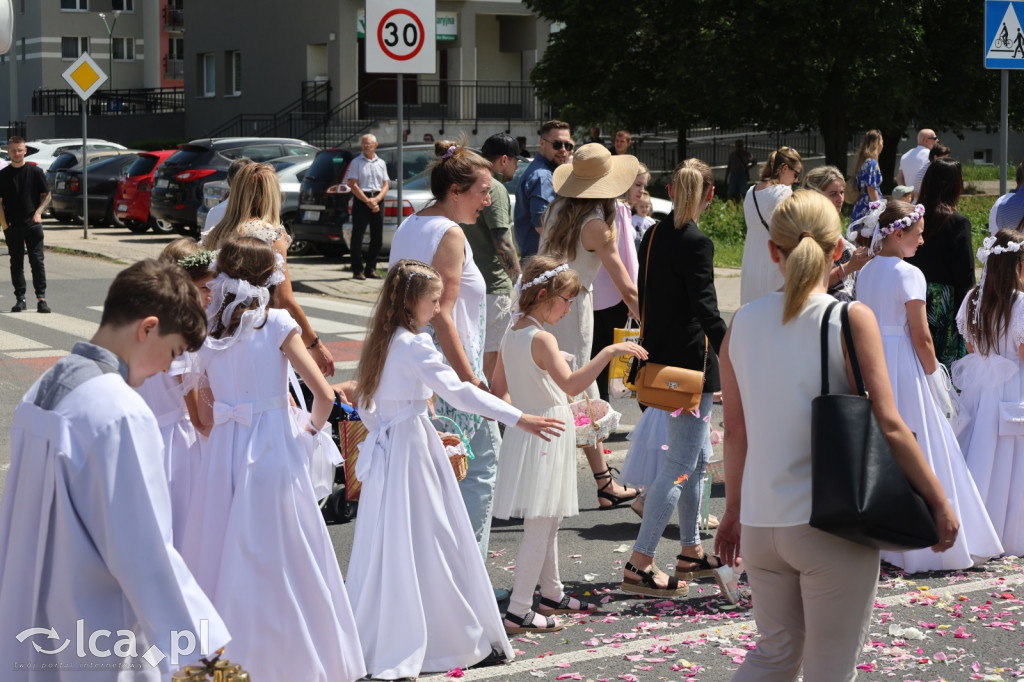 Wspólna procesja połączyła dwie parafie