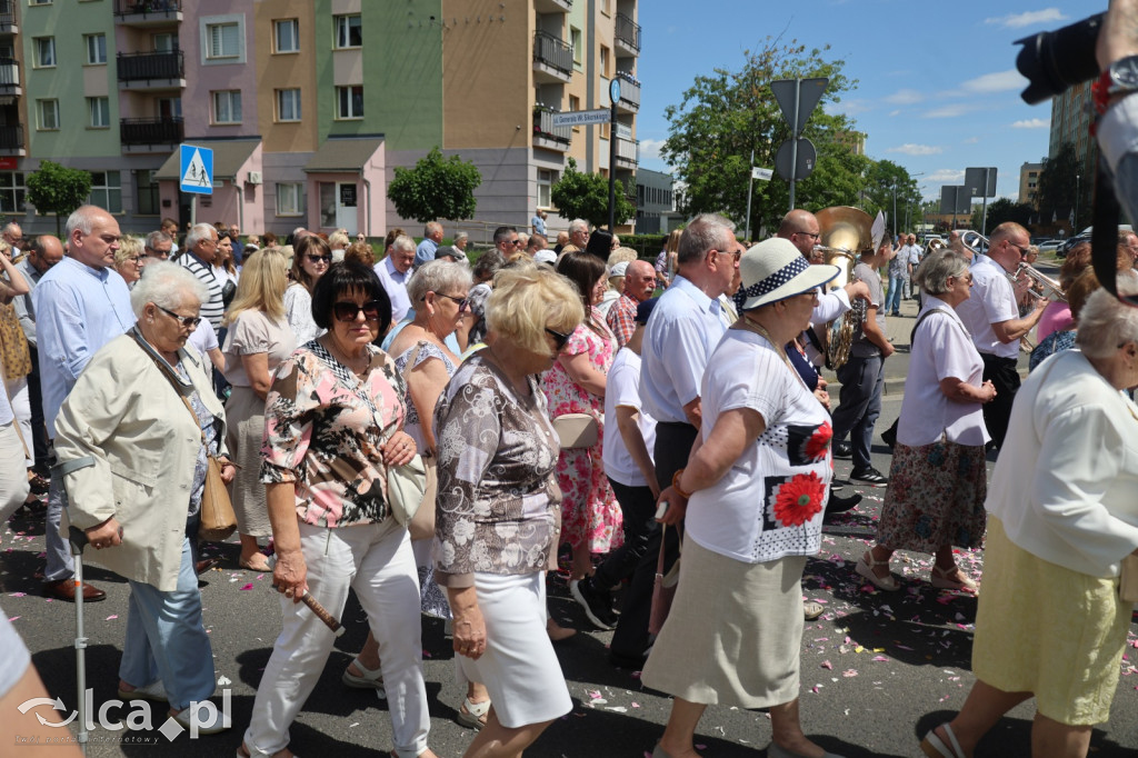 Wspólna procesja połączyła dwie parafie