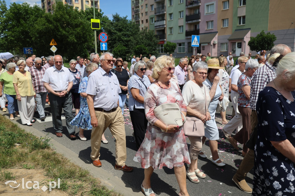 Wspólna procesja połączyła dwie parafie