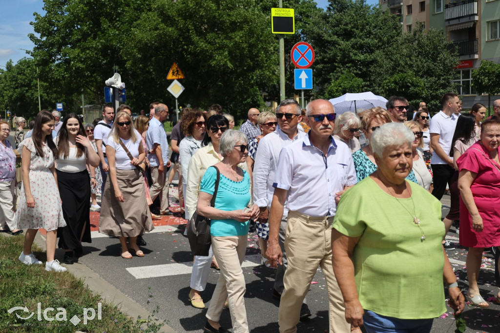 Wspólna procesja połączyła dwie parafie
