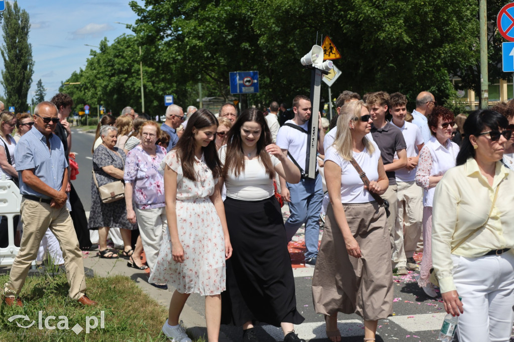 Wspólna procesja połączyła dwie parafie