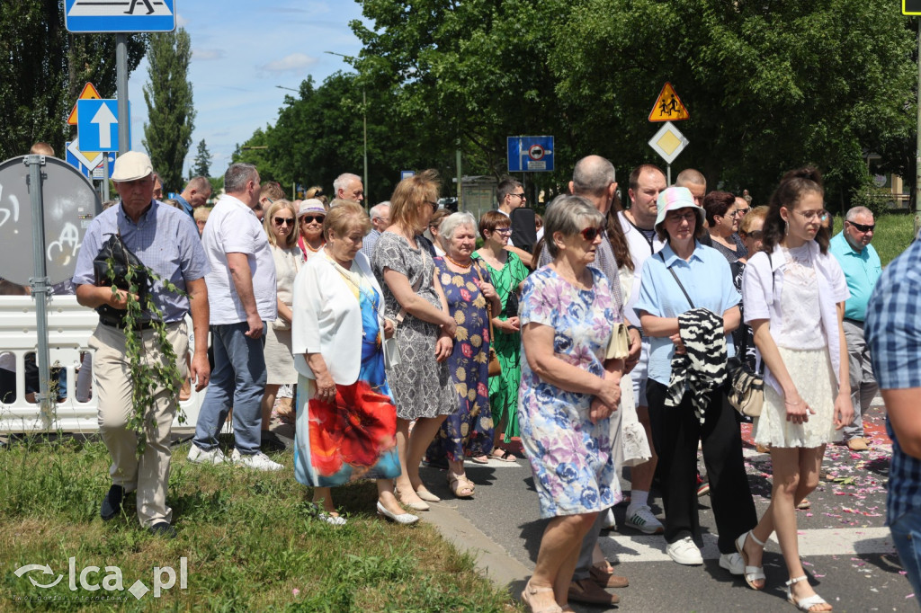Wspólna procesja połączyła dwie parafie