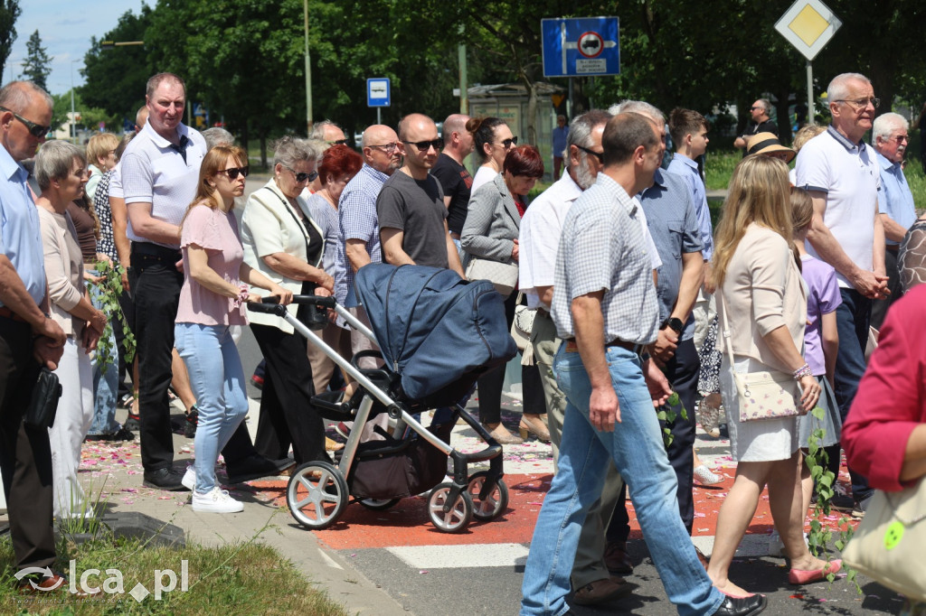 Wspólna procesja połączyła dwie parafie