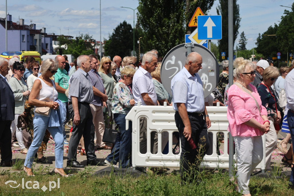 Wspólna procesja połączyła dwie parafie