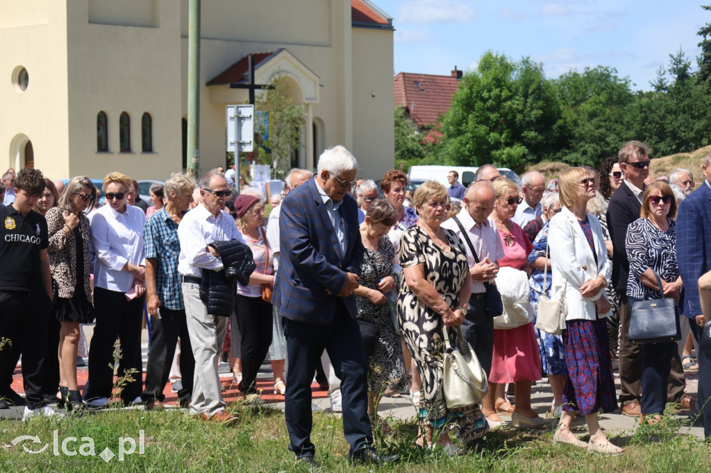 Wspólna procesja połączyła dwie parafie
