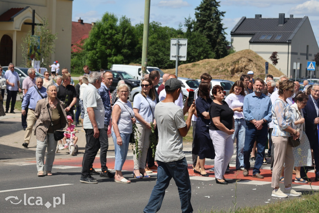 Wspólna procesja połączyła dwie parafie