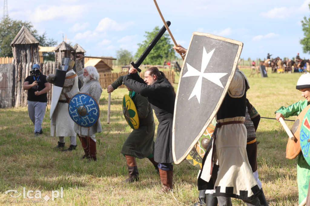 Najmłodsi stanęli w szranki z rycerzami