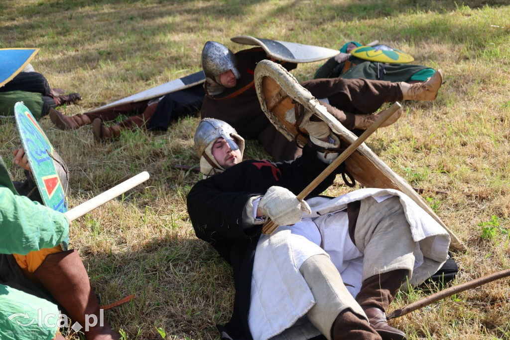 Najmłodsi stanęli w szranki z rycerzami