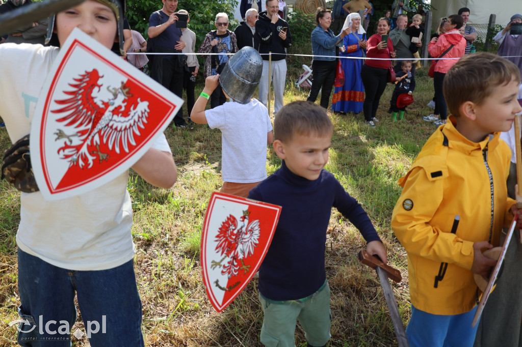 Najmłodsi stanęli w szranki z rycerzami