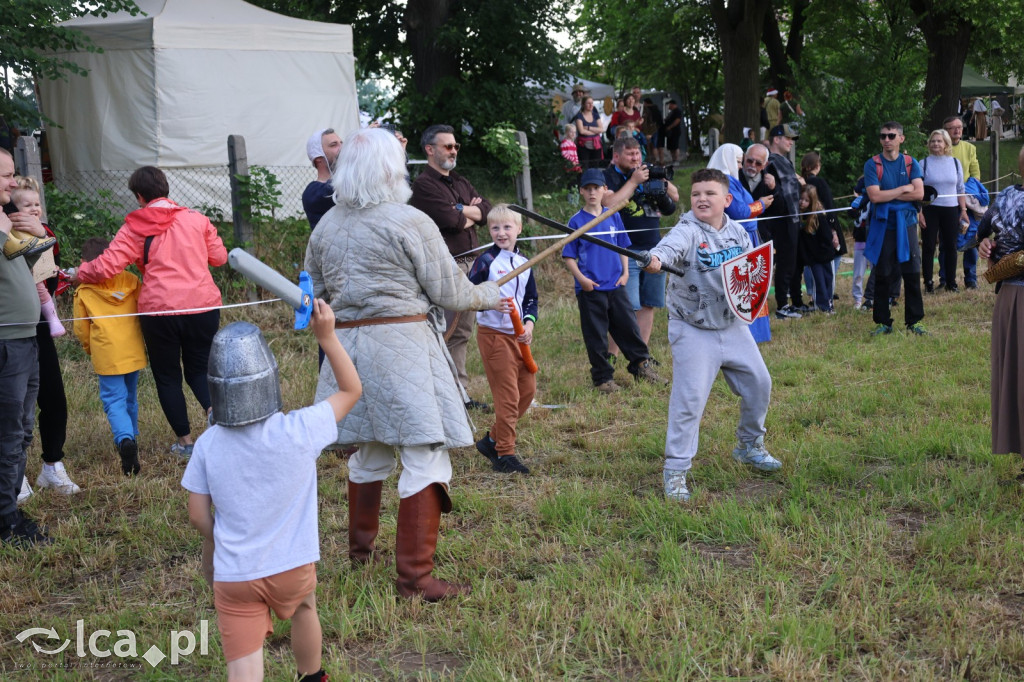 Najmłodsi stanęli w szranki z rycerzami