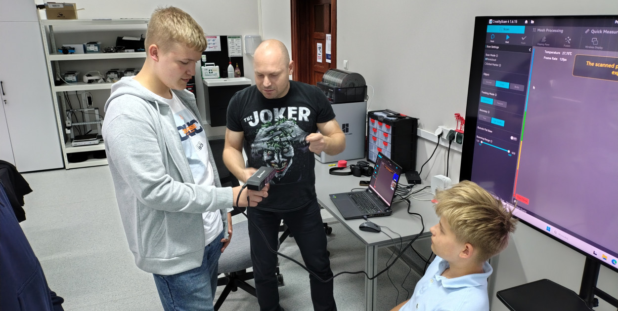 „Szesnastka” stawia na nowe technologie