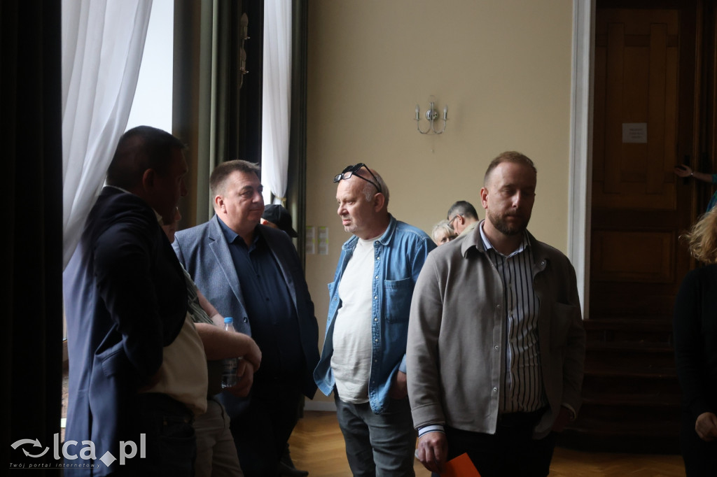 Mandat na styku — rozstrzyga się dziś