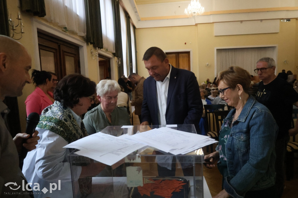 Mandat na styku — rozstrzyga się dziś