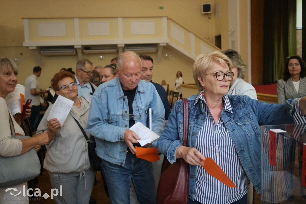 Mandat na styku — rozstrzyga się dziś