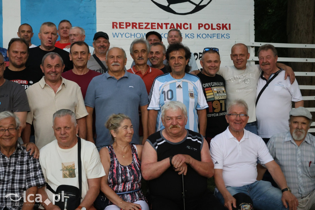 Piłkarska rodzina Konfeksu znów razem