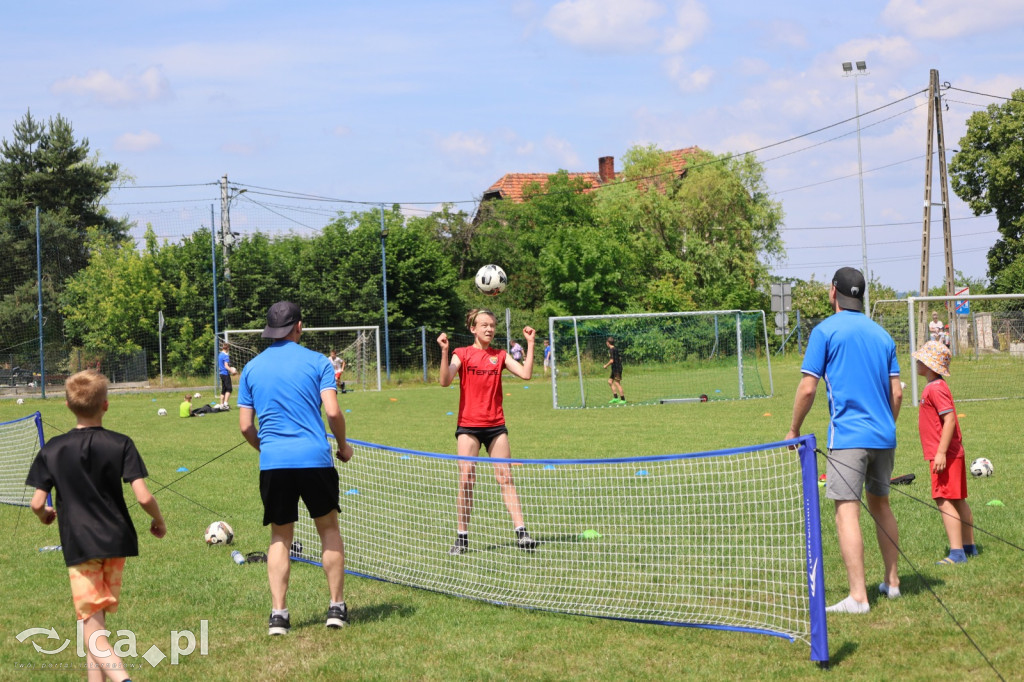 Sportowy festyn w Rosochatej